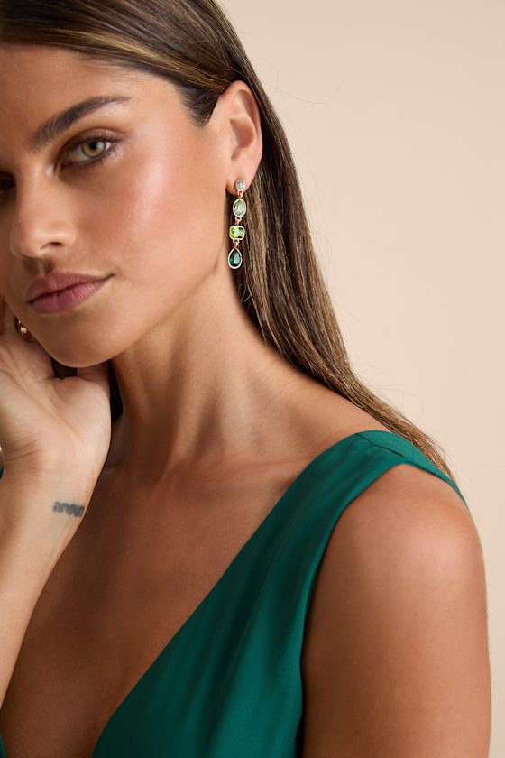 Precise Radiance Green Rhinestone Drop Earrings - thumbnail 3