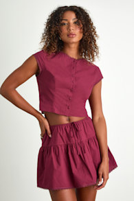 Melicia Burgundy Button-Front Cap Sleeve Crop Top 1