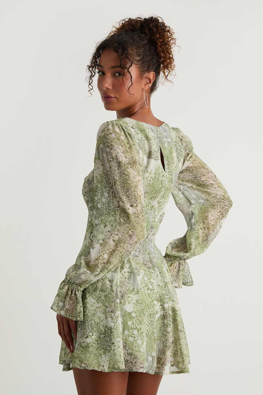 Cute Dresses, Tops, Shoes & Clothing for Women