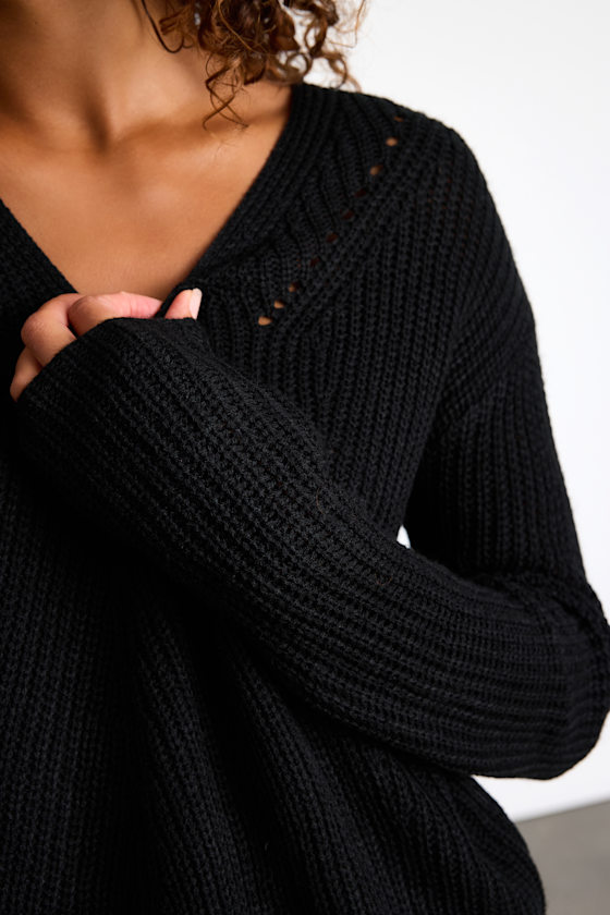 Halifax Black Knit Sweater 4