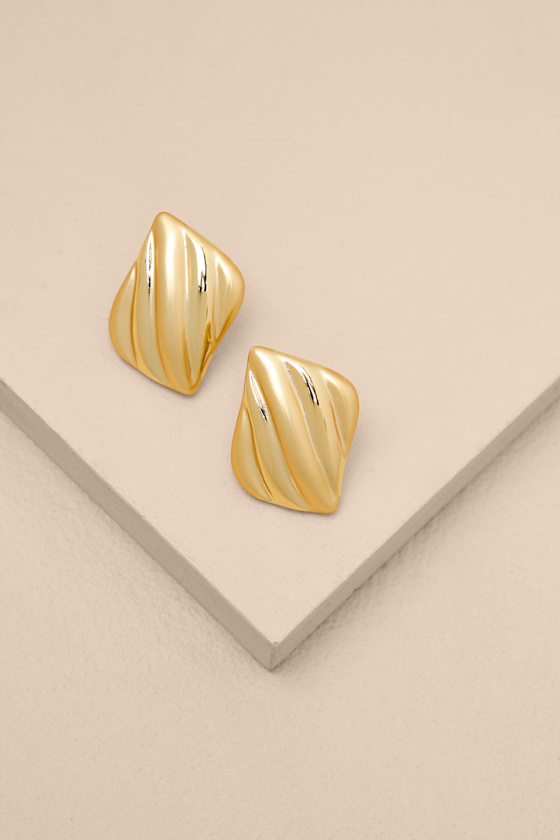 Erhan Gold Textured Square Earrings 5