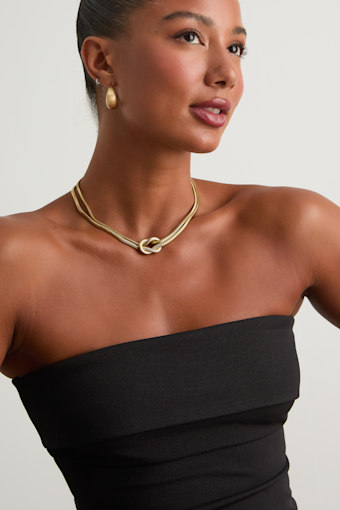 Hebah Gold Snake Chain Knotted Necklace 1