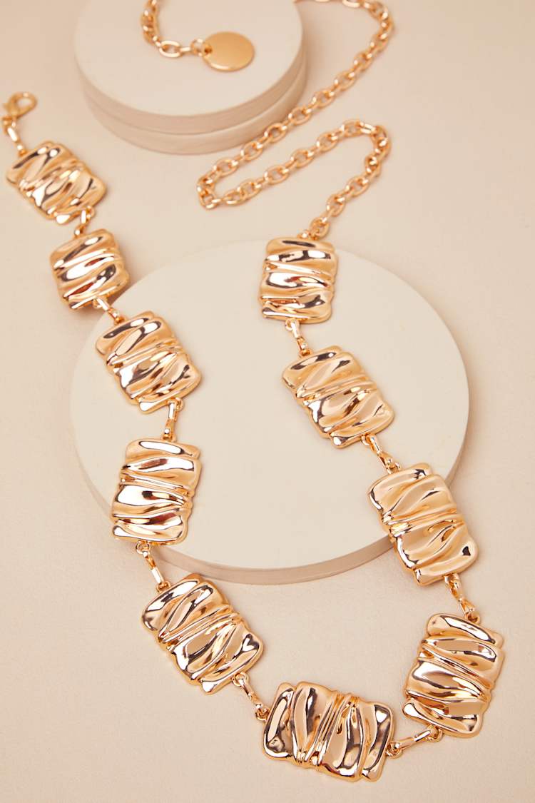 Avalai Gold Textured Chunky Metal Belt
