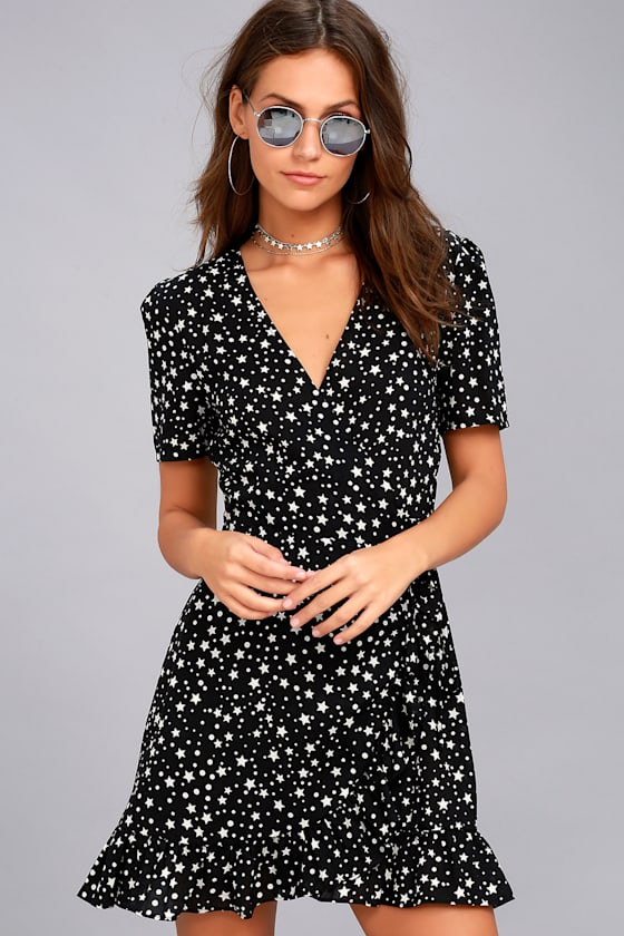 Chic Wrap Dress Short Sleeve Dress Star Print Dress Lulus