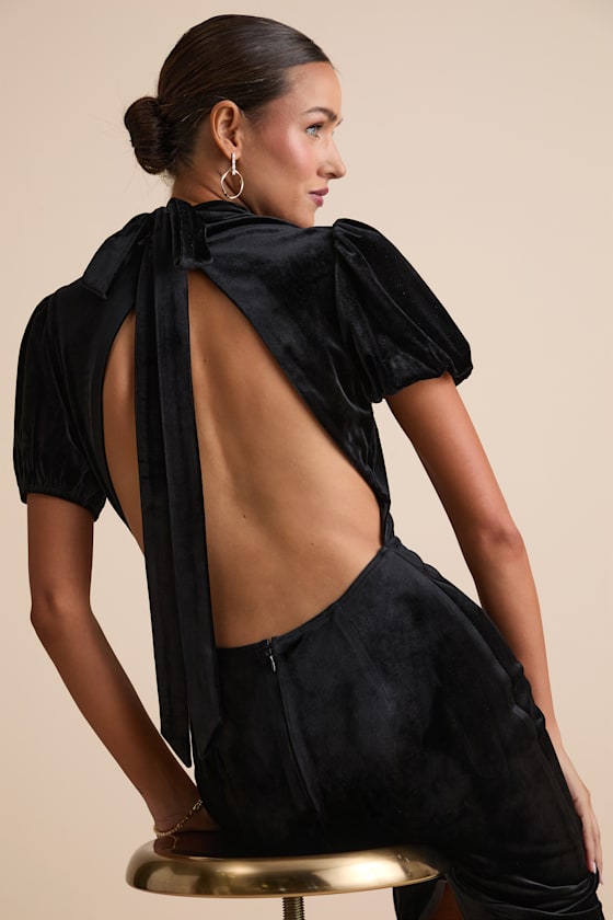 Image of Fabulous Intuition Black Velvet Backless Column Midi Dress