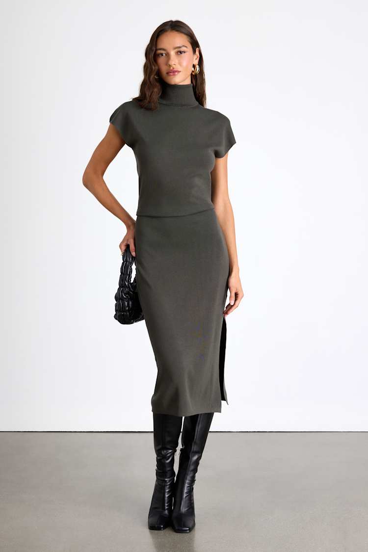 Ashford Grey Turtleneck Short Sleeve Sweater Midi Dress Ashford Grey Turtleneck Short Sleeve Sweater Midi Dress