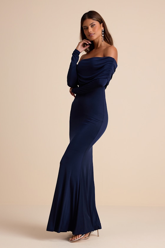 Effortlessly Stunning Navy Off-the-Shoulder Maxi Dress - thumbnail 4