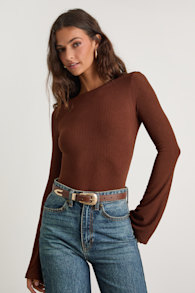 Maelis Dark Brown Ribbed Knit Long Sleeve Boat Neck Top 1