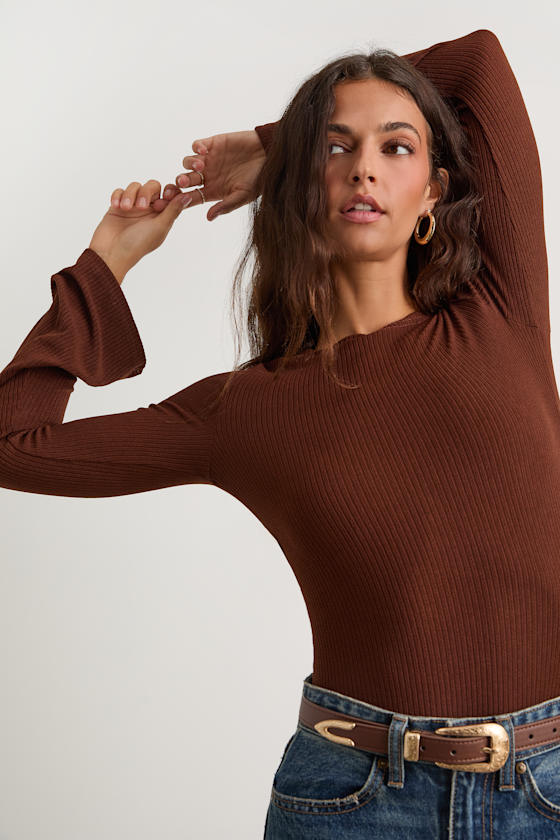 Maelis Dark Brown Ribbed Knit Long Sleeve Boat Neck Top - thumbnail 5