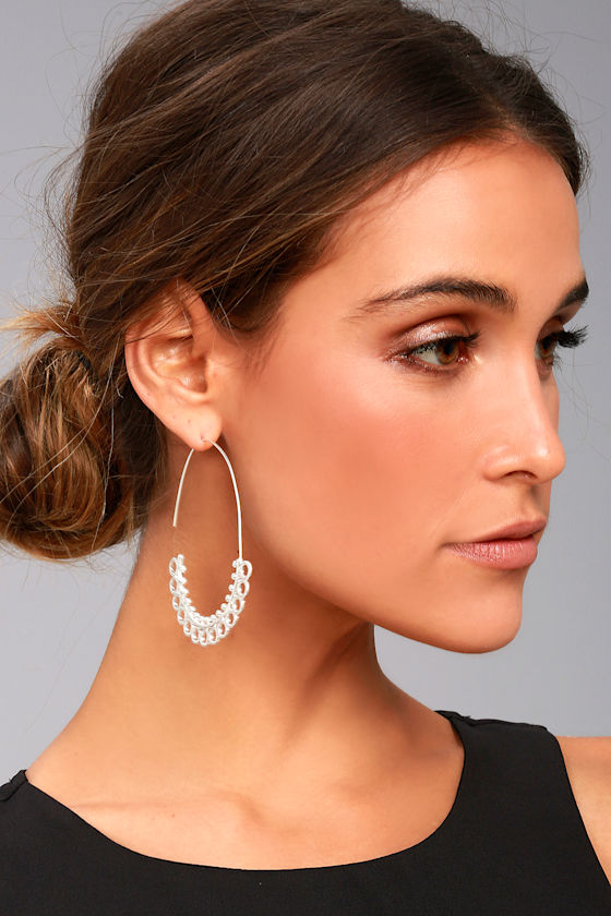 Mind's Eye Silver Threader Earrings 1