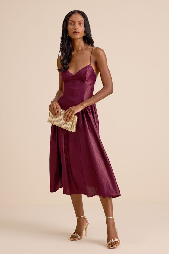 Paride Shiny Plum Gathered Lace-Up Midi Dress 1