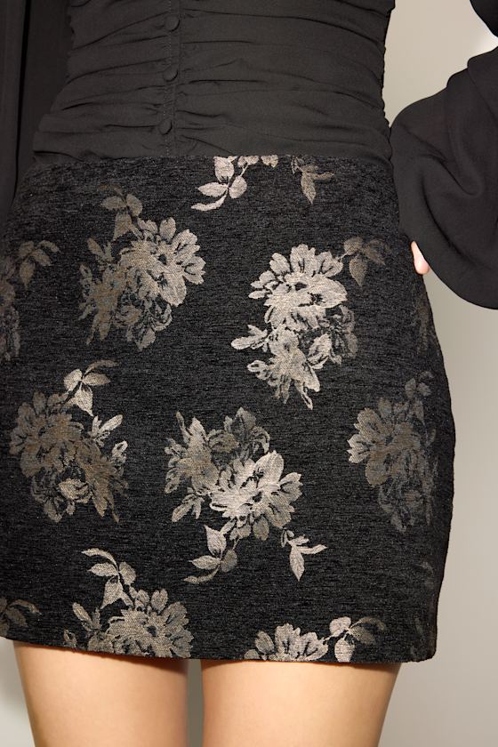 Zinova Black Floral Jacquard High-Rise Mini Skirt 2
