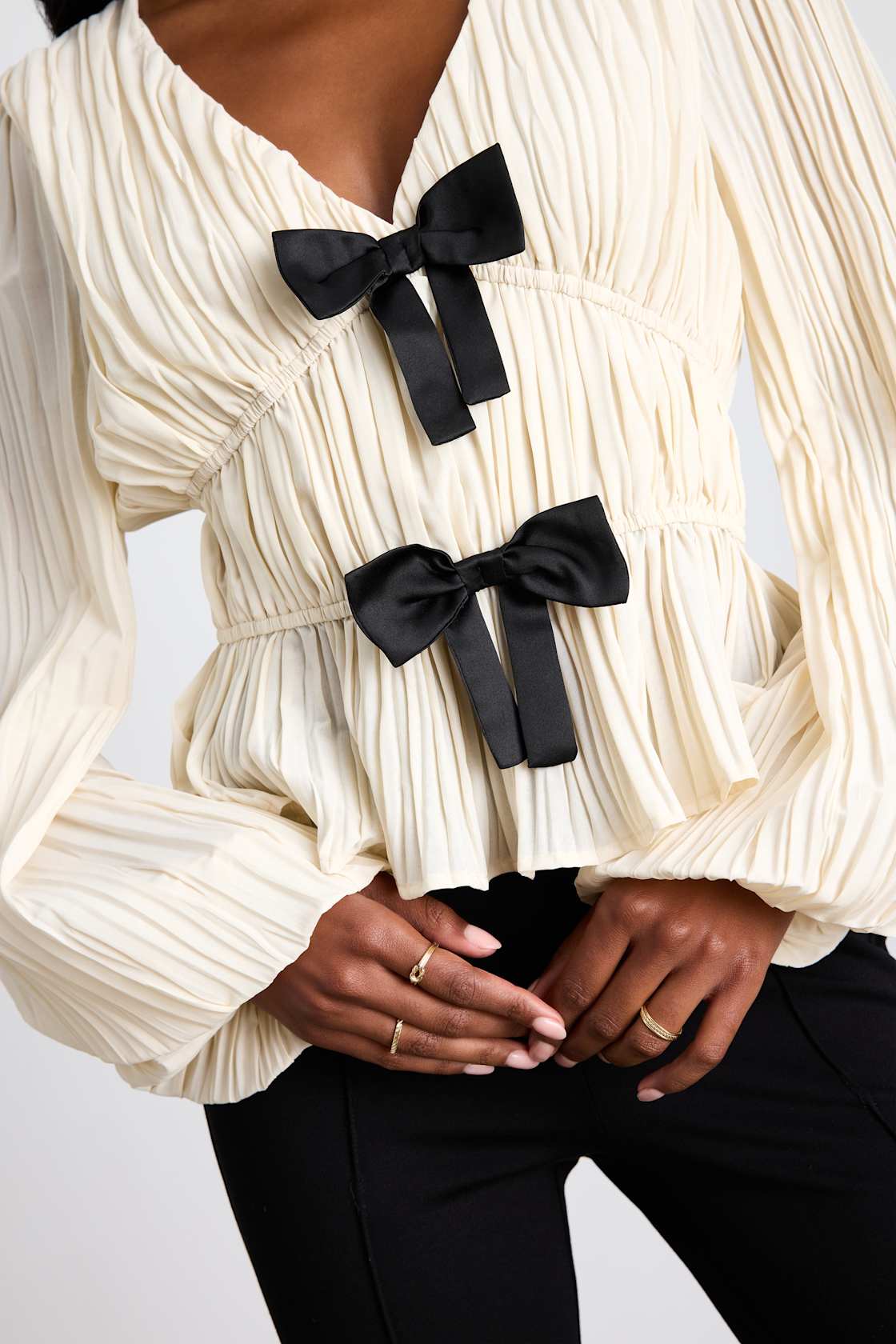 Cute Dresses, Tops, Shoes & Clothing for Women