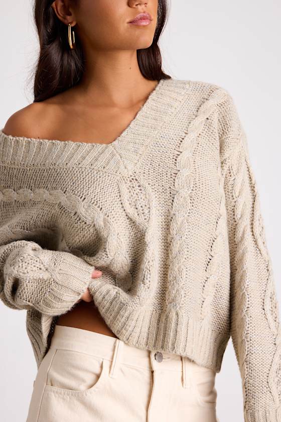 Ewan Light Grey Sequin Cable Knit V-Neck Sweater 2