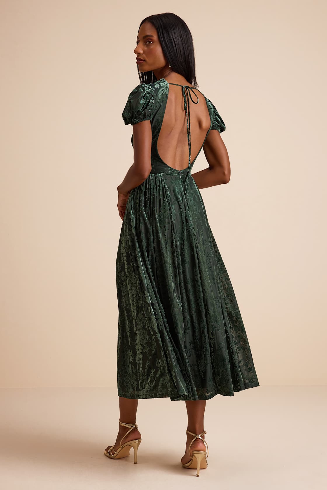 Cute Dresses, Tops, Shoes & Clothing for Women