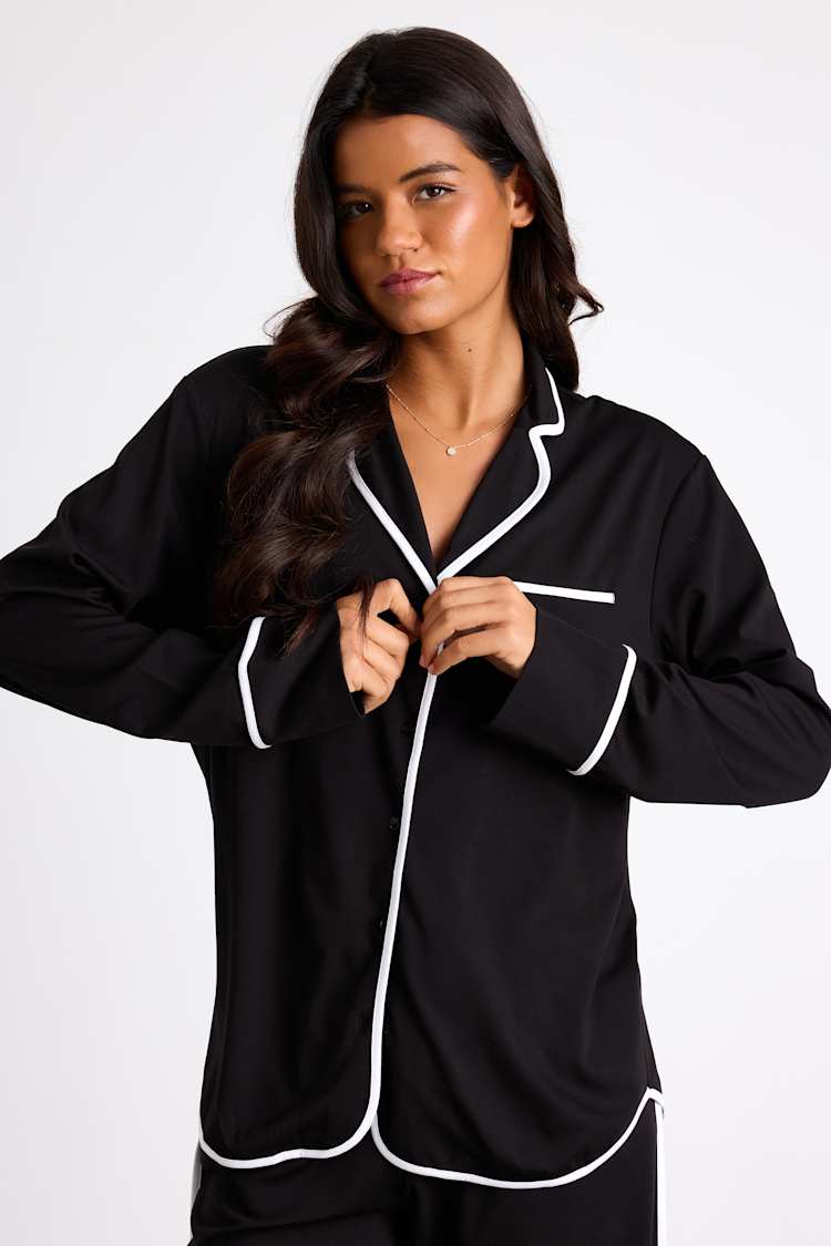 Surina Black and White Long Sleeve Two-Piece Pajama Set