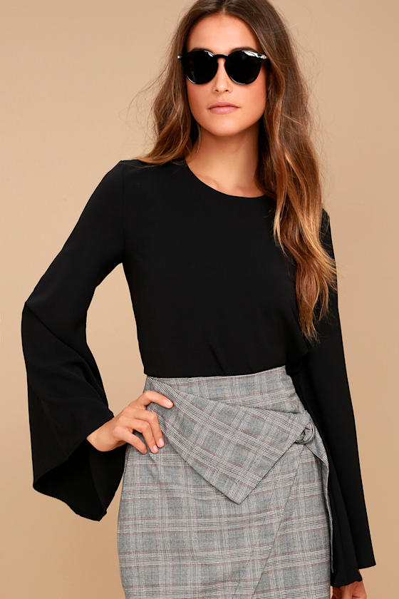 Be My Belle Black Bell Sleeve Top 3