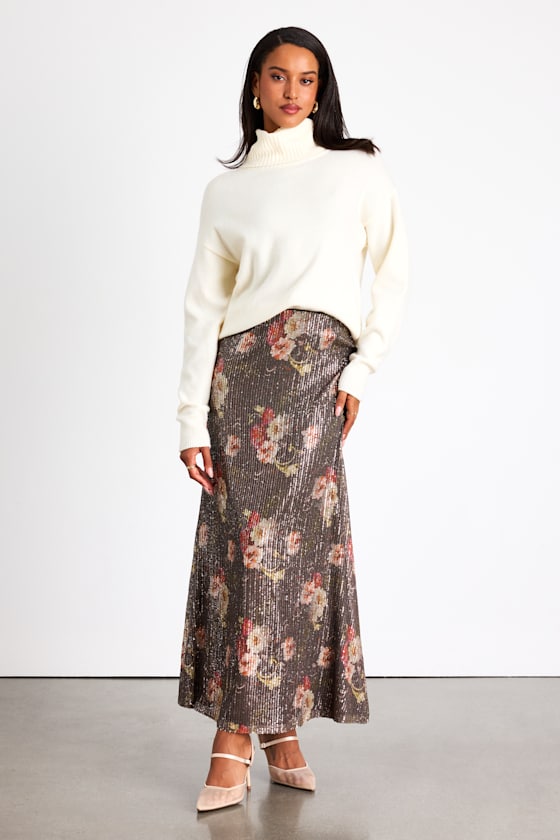 Shelisa Grey Floral Sequin High-Rise Maxi Skirt Shelisa Grey Floral Sequin High-Rise Maxi Skirt