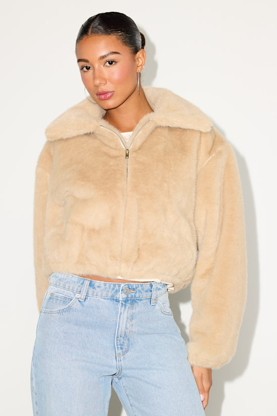 Eliah Beige Faux Fur Collared Zip-Front Jacket 2
