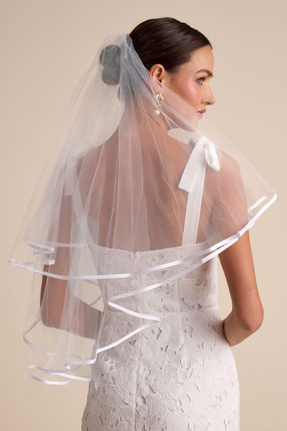 Tiffany White Tulle Satin Trim Veil - thumbnail 3