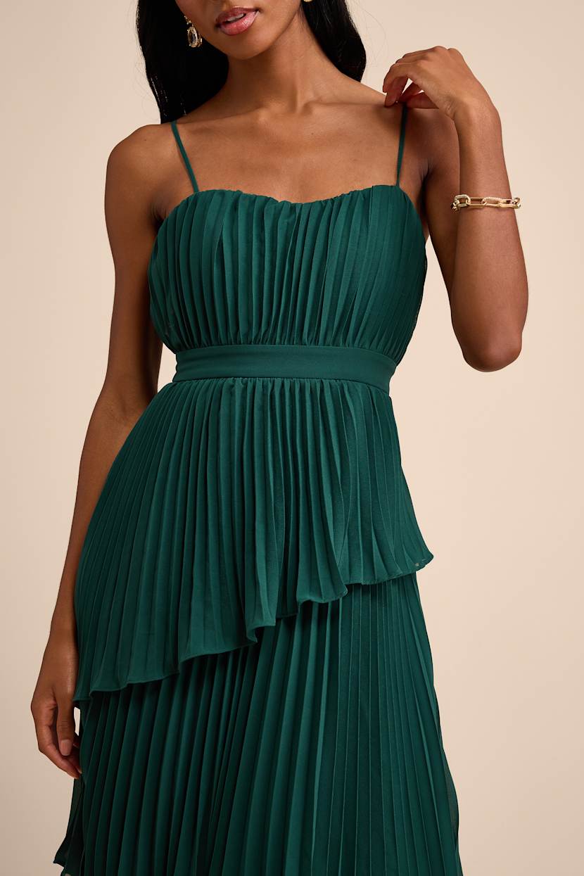emerald green frill dress Elegant Emerald Green Ruffle Shoulder Midi Dress 40662