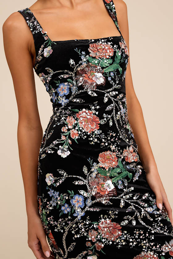 Camesha Black Multi Floral Velvet Sequin Maxi Dress - thumbnail 5