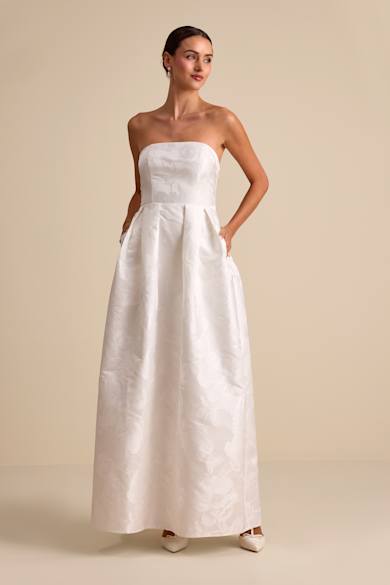 long dress fall White Boho Lace Maxi Dress – Deep V-Neck A-Line Dress with Slit in White | Women's Boho Fashion | M