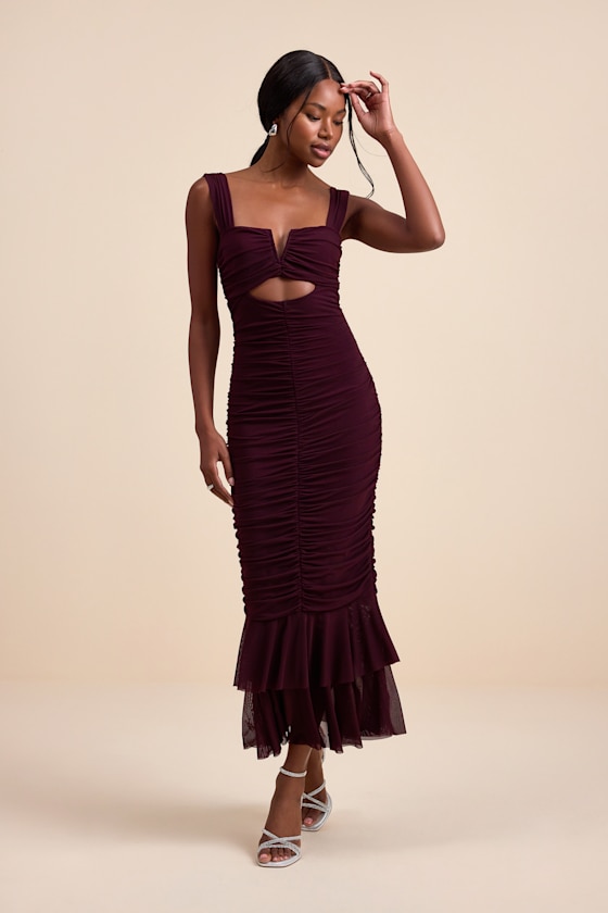 Aelara Dark Plum Mesh Ruched Trumpet Midi Dress 2