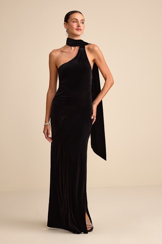 Eleni Black Velvet One-Shoulder Sash Maxi Dress 2