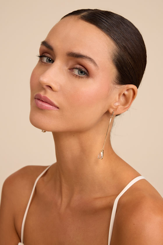 Melodia Gold Chain Rhinestone Drop Earrings - thumbnail 3