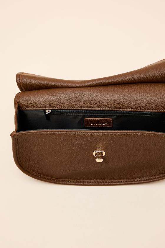 Banks Brown Pebbled Vegan Leather Crescent Bag - thumbnail 6
