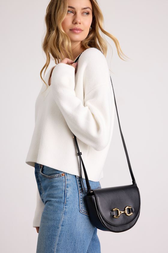 Cassia Black Horsebit Crossbody Bag - thumbnail 3