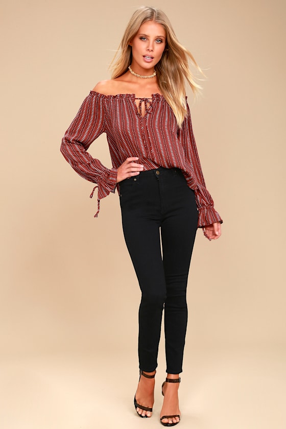 Barakaldo Rusty Red Print Off-the-Shoulder Top 2