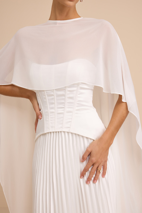 Dynora White Chiffon Veil Cape - thumbnail 2