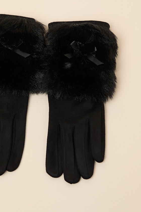Jancy Black Faux Fur Gloves 1