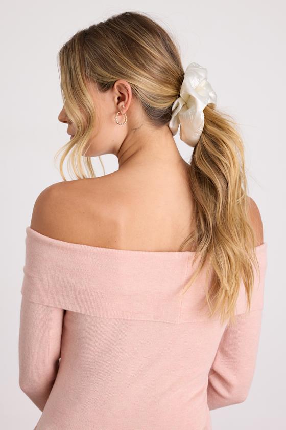 Johana Ivory and Charcoal Satin Floral Scrunchie Set 1