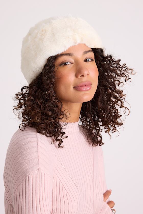 Omoka Ivory Faux Fur Cloche Hat 1