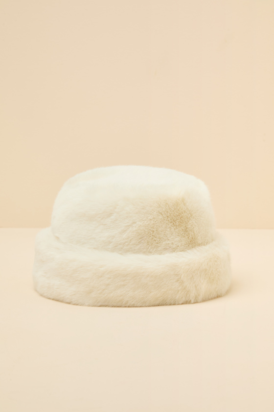 Omoka Ivory Faux Fur Cloche Hat 1