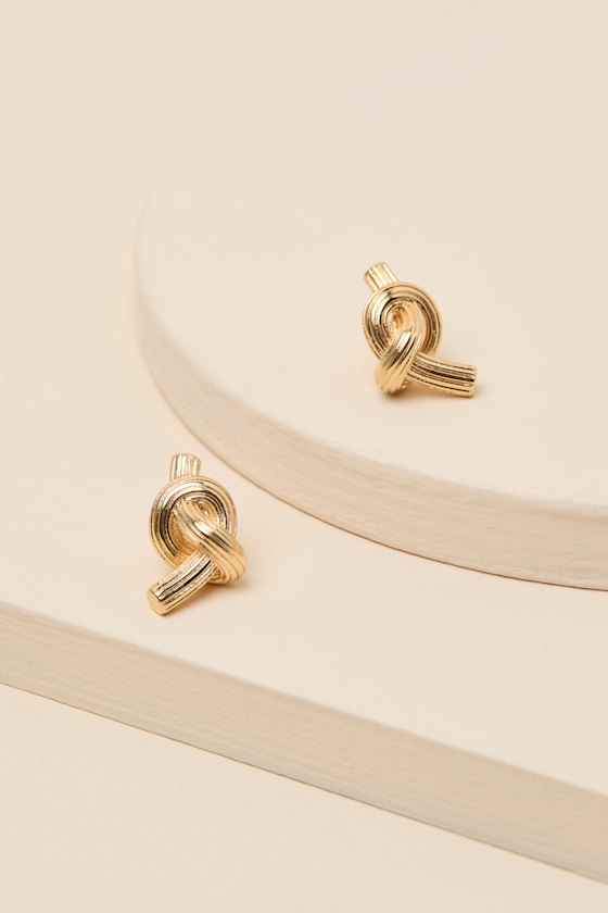 Kemran Gold Knotted Stud Earrings 1