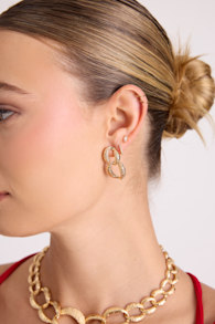 Tila Gold Textured Chain Link Earring and Necklace Set 1