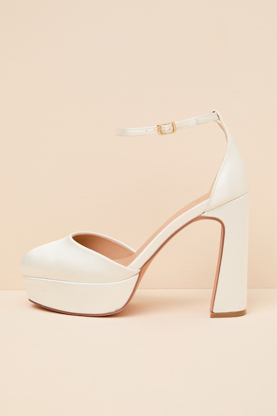 VIVIEN/AVA: WHITE 2