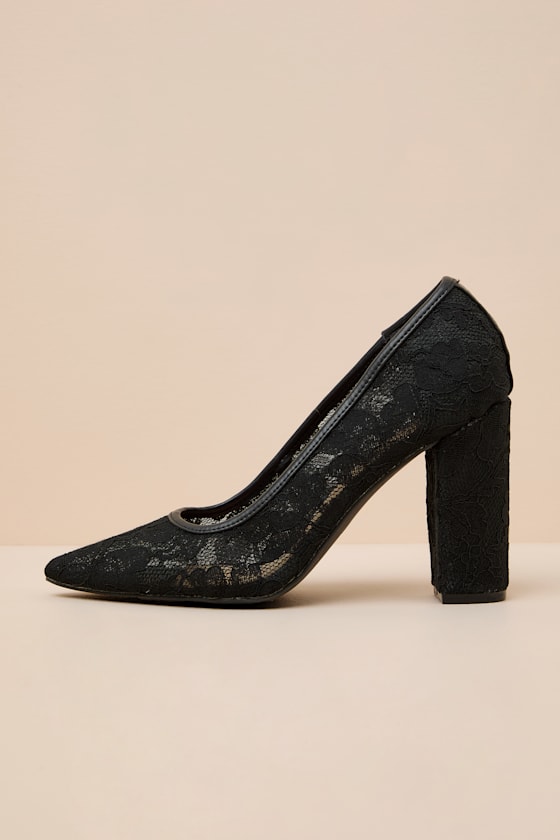 Lolita Black Lace Pointed-Toe Pumps - thumbnail 2