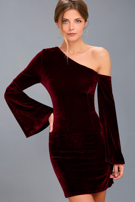 From The Beginning Burgundy Velvet Bell Sleeve Bodycon Dress 3