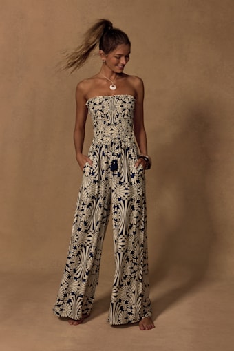 R93842XL: NAVY/CREAM 1