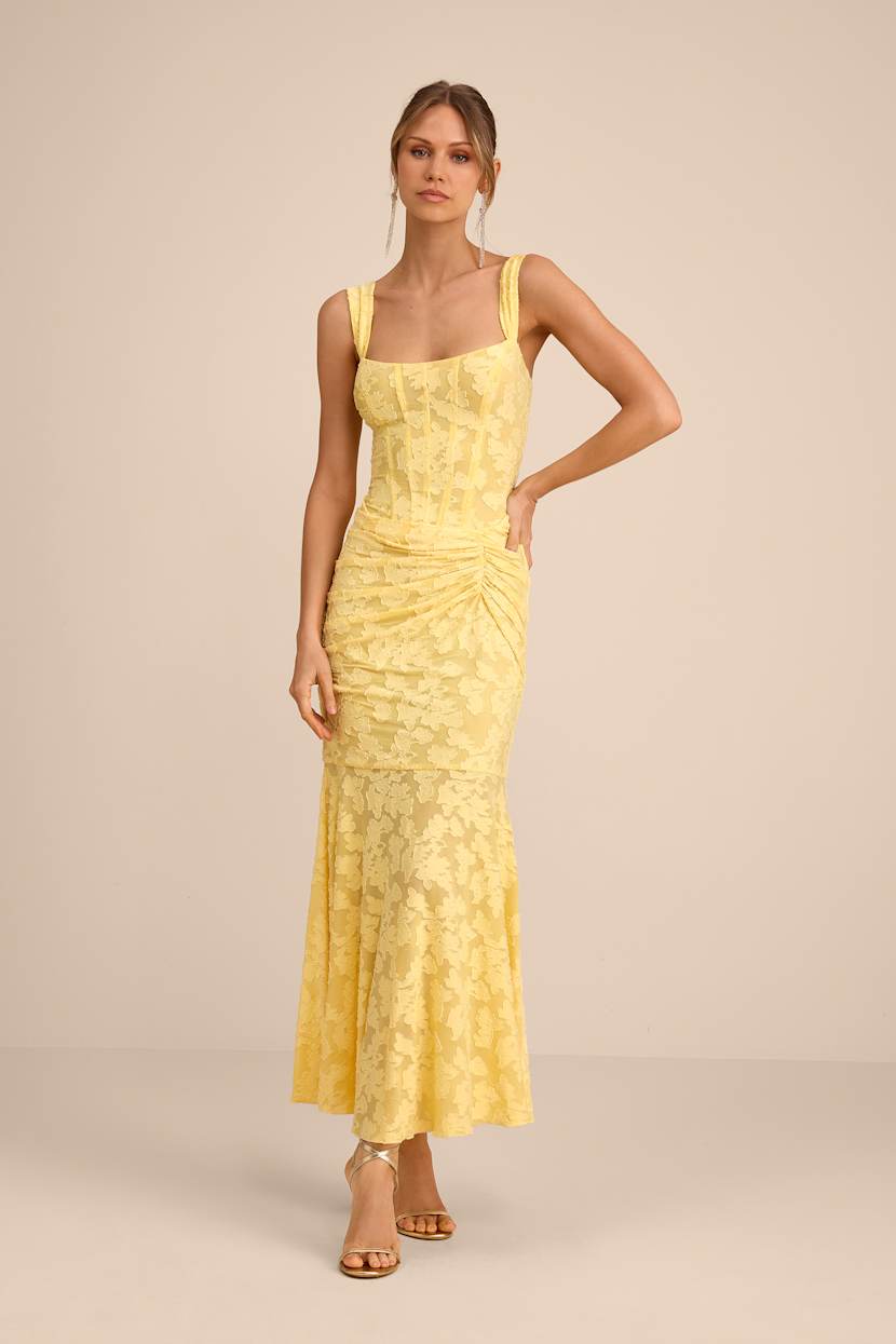 yellow brunch dress Booked Linen-Blend Midi in | Size: S True to size Brunch Date Balloon Sleeve Midi