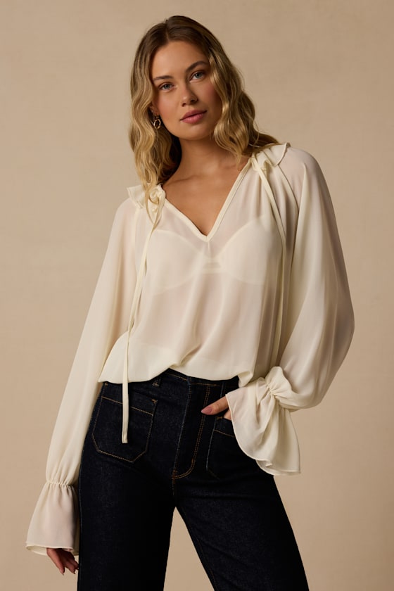 Florencia Ivory Ruffled Long Sleeve Top - thumbnail 5