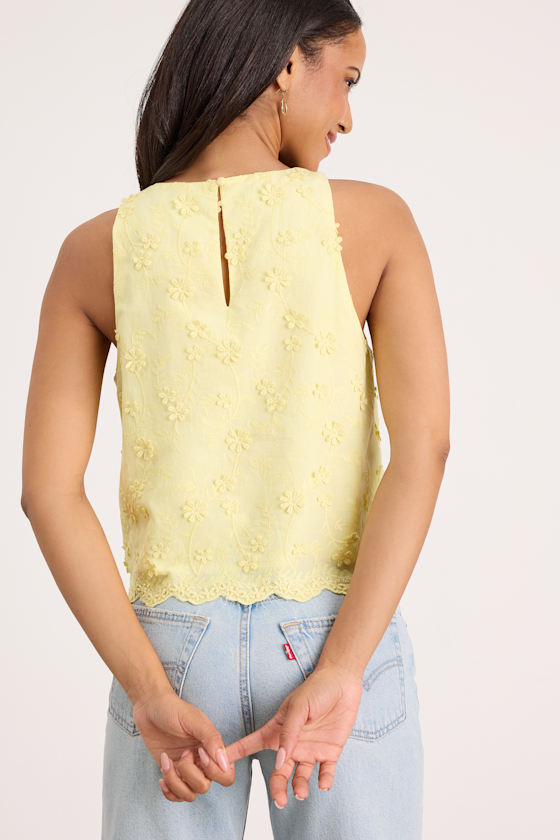 Pleasant Personality Yellow Floral Embroidered Crew Neck Tank 2