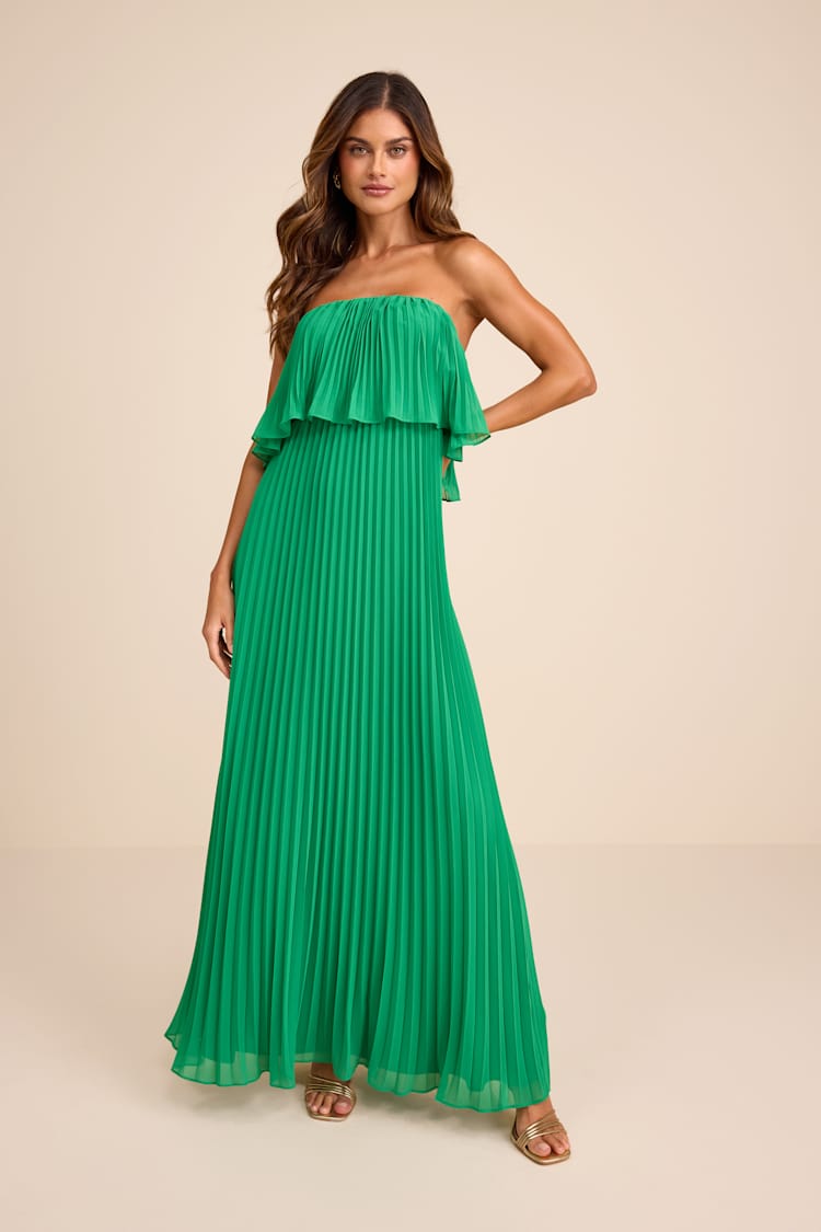 strapless open back dress Mizalle Pleated Shirt Dress