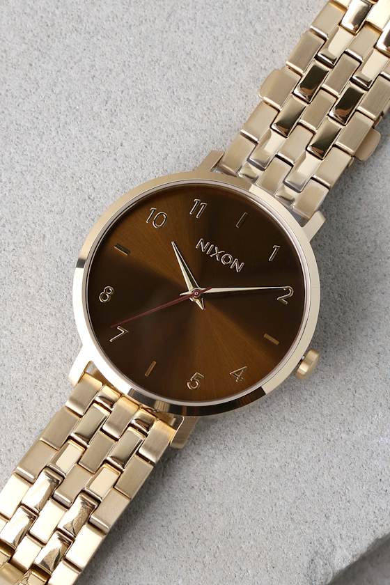 Nixon Arrow Light Gold and Manuka Watch 4