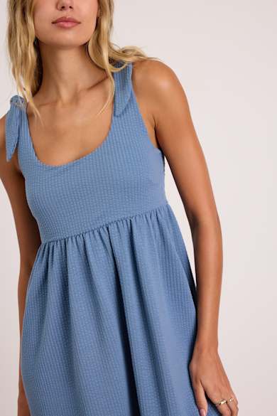 applique designs dress Fitted Sequin V-Neck Gown by Tiffany 16110 10 / Turquoise Brown Hm Dress Summer this dress offers the Side Pocket Color:White&Nude